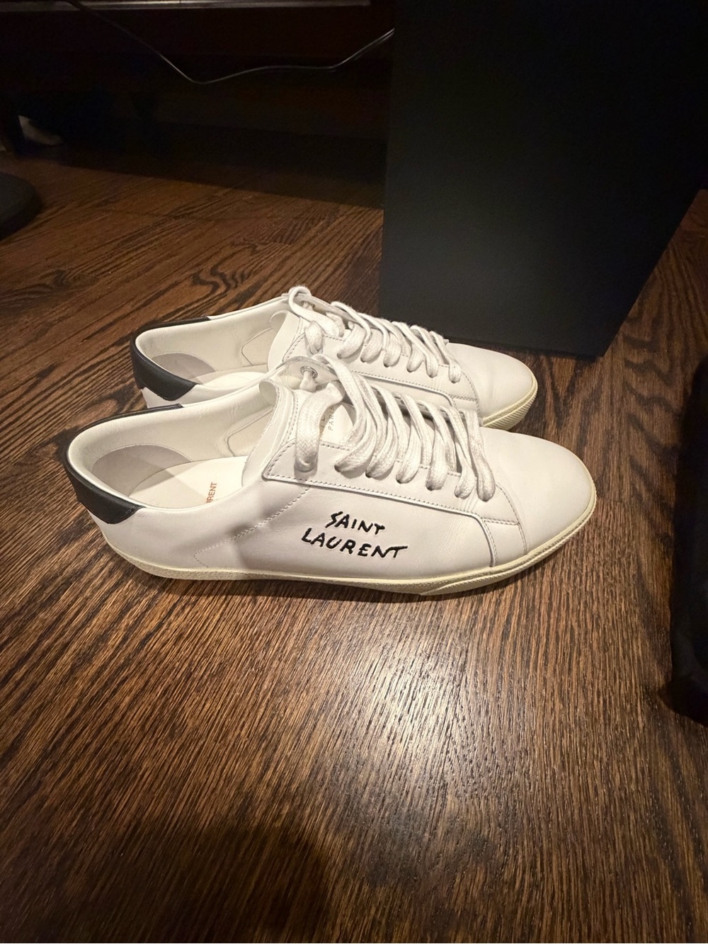 Saint Laurent White Leather Low-Top Sneakers - Picture 2 of 5